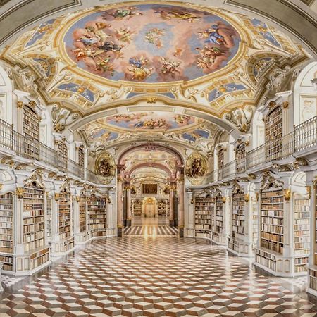 Wohnstudio In Umgebauter Scheune Altlassing Bagian luar foto