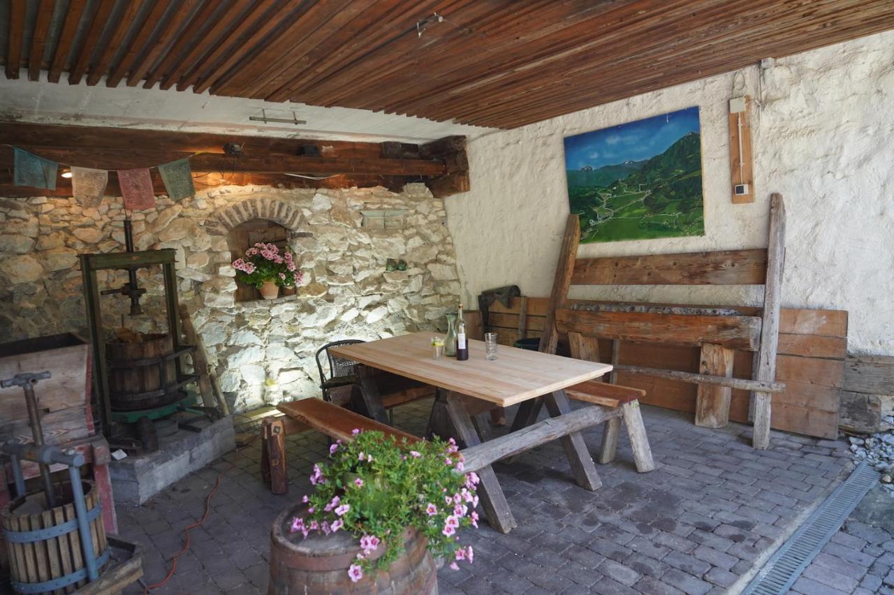 Wohnstudio In Umgebauter Scheune Altlassing Bagian luar foto